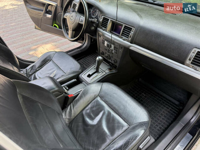 Черный Опель Вектра, объемом двигателя 2.2 л и пробегом 295 тыс. км за 5100 $, фото 55 на Automoto.ua
