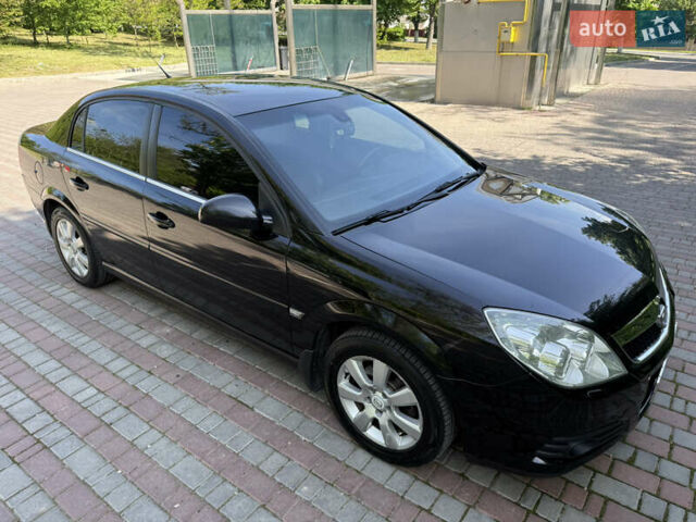 Черный Опель Вектра, объемом двигателя 2.2 л и пробегом 295 тыс. км за 5100 $, фото 42 на Automoto.ua