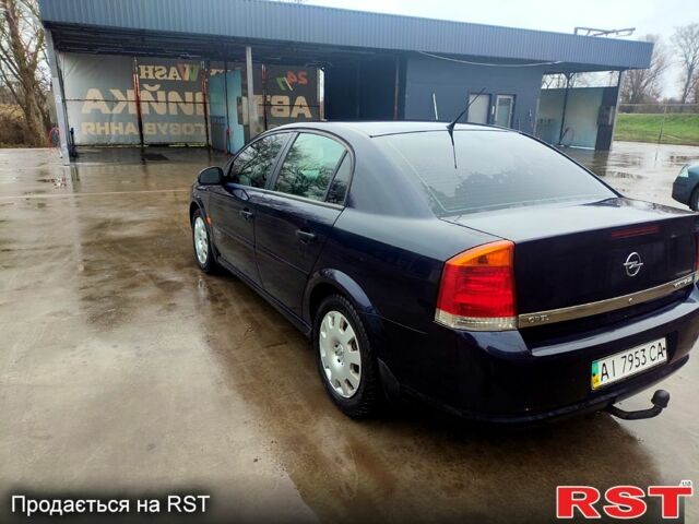 Черный Опель Вектра, объемом двигателя 2.2 л и пробегом 300 тыс. км за 4000 $, фото 2 на Automoto.ua