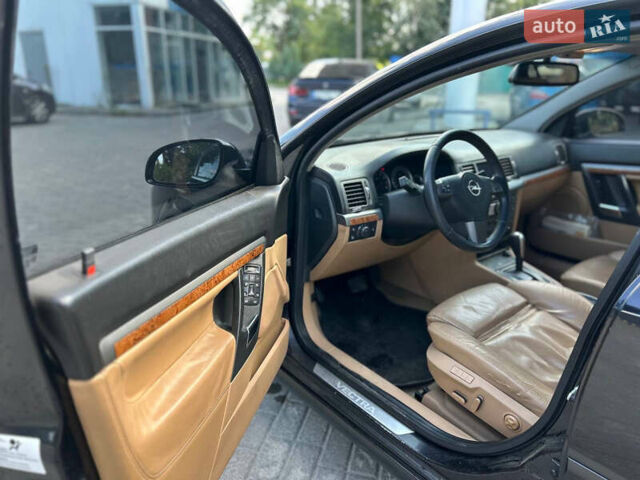 Чорний Опель Вектра, об'ємом двигуна 2.79 л та пробігом 170 тис. км за 4600 $, фото 9 на Automoto.ua