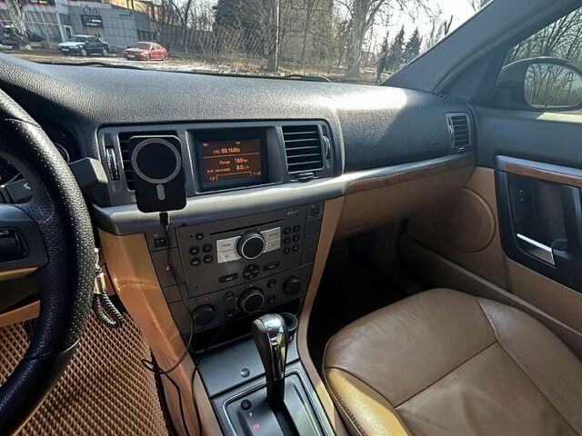 Опель Вектра 2006 у Кривому Розі на Automoto.ua Чорний Опель Вектра, об'ємом двигуна 2.2 л та пробігом 179 тис. км за 5700 $, фото 3 на Automoto.ua