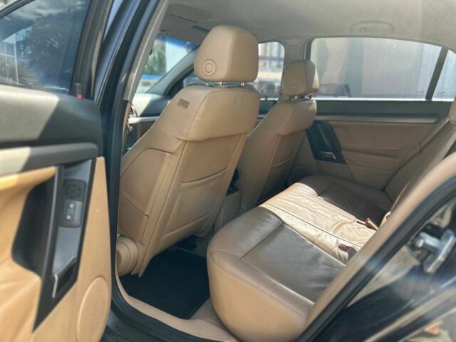 Черный Опель Вектра, объемом двигателя 2.8 л и пробегом 170 тыс. км за 4600 $, фото 5 на Automoto.ua