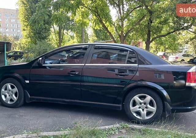 Чорний Опель Вектра, об'ємом двигуна 2.2 л та пробігом 309 тис. км за 5200 $, фото 1 на Automoto.ua