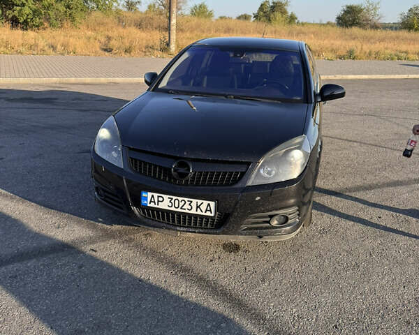 Черный Опель Вектра, объемом двигателя 2.2 л и пробегом 440 тыс. км за 5000 $, фото 2 на Automoto.ua