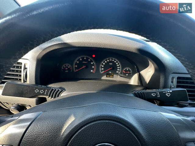 Чорний Опель Вектра, об'ємом двигуна 2.17 л та пробігом 192 тис. км за 6500 $, фото 12 на Automoto.ua