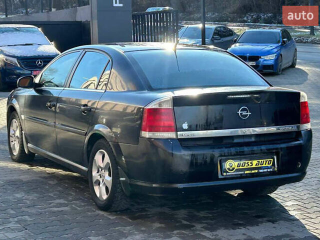 Черный Опель Вектра, объемом двигателя 2.2 л и пробегом 230 тыс. км за 3800 $, фото 3 на Automoto.ua