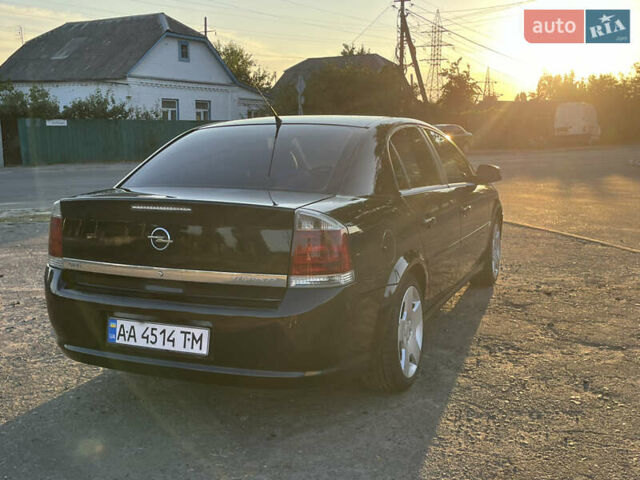 Чорний Опель Вектра, об'ємом двигуна 2.2 л та пробігом 400 тис. км за 4950 $, фото 4 на Automoto.ua