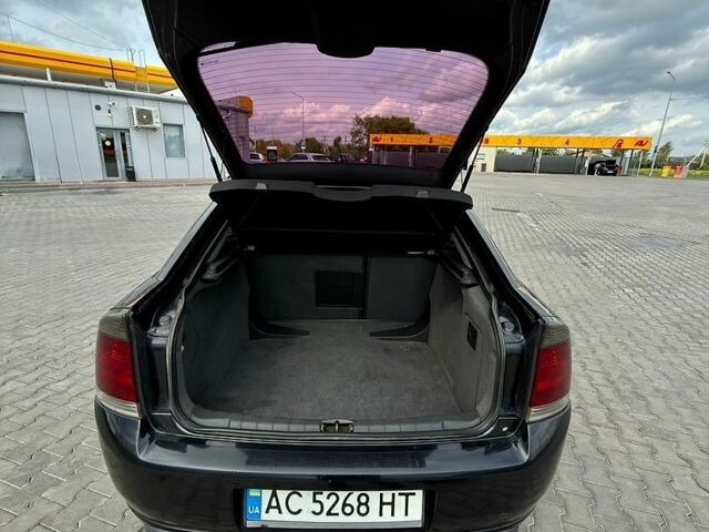 Черный Опель Вектра, объемом двигателя 1.9 л и пробегом 310 тыс. км за 4300 $, фото 14 на Automoto.ua
