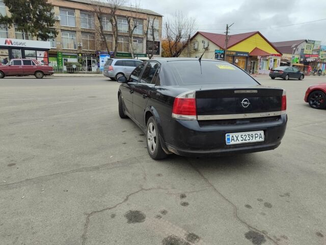 Чорний Опель Вектра, об'ємом двигуна 2.8 л та пробігом 300 тис. км за 4450 $, фото 2 на Automoto.ua