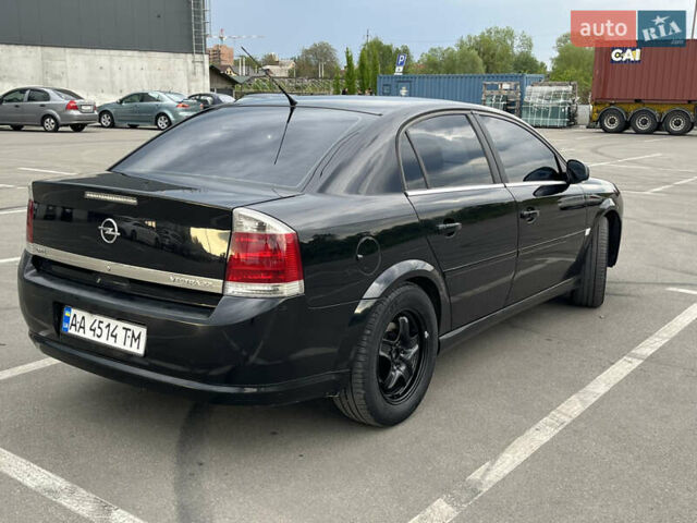 Черный Опель Вектра, объемом двигателя 2.21 л и пробегом 399 тыс. км за 4999 $, фото 3 на Automoto.ua