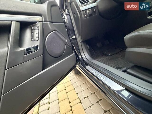 Чорний Опель Вектра, об'ємом двигуна 2.2 л та пробігом 89 тис. км за 8300 $, фото 19 на Automoto.ua