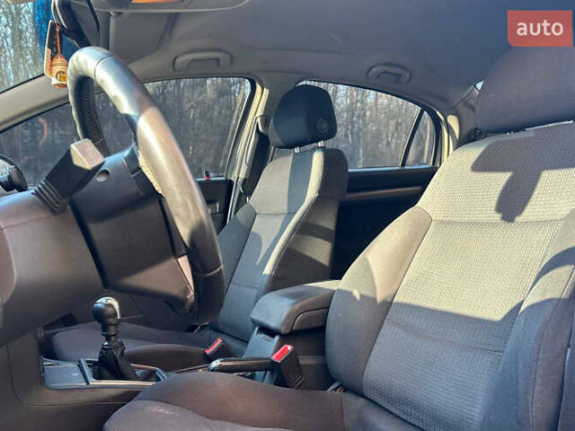 Черный Опель Вектра, объемом двигателя 2.2 л и пробегом 230 тыс. км за 3800 $, фото 9 на Automoto.ua