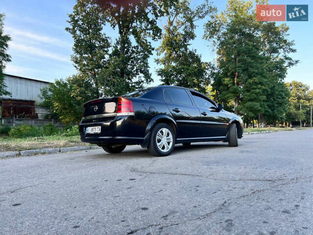Черный Опель Вектра, объемом двигателя 1.9 л и пробегом 220 тыс. км за 5100 $, фото 4 на Automoto.ua