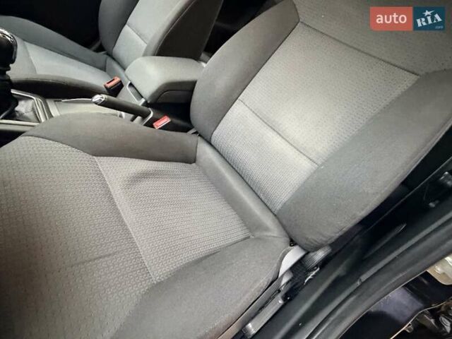 Чорний Опель Вектра, об'ємом двигуна 2.2 л та пробігом 89 тис. км за 8300 $, фото 21 на Automoto.ua