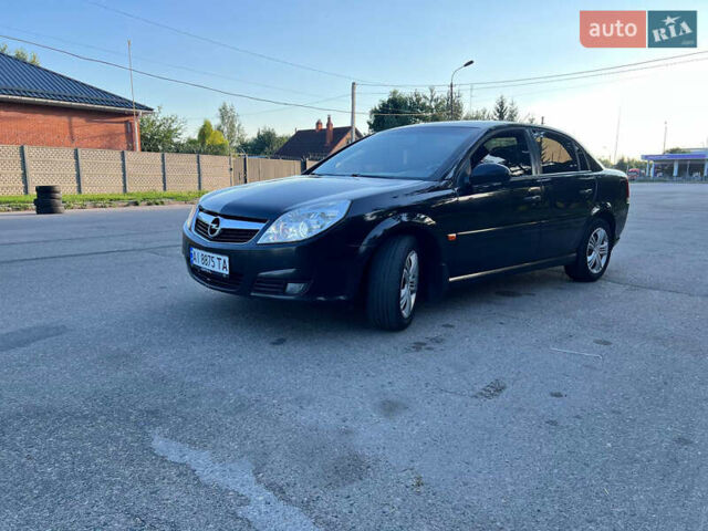 Черный Опель Вектра, объемом двигателя 1.9 л и пробегом 220 тыс. км за 5100 $, фото 1 на Automoto.ua