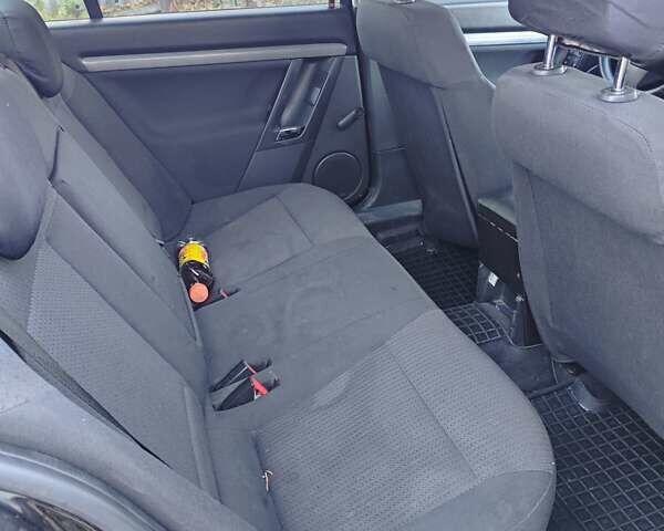 Черный Опель Вектра, объемом двигателя 1.6 л и пробегом 202 тыс. км за 4500 $, фото 1 на Automoto.ua