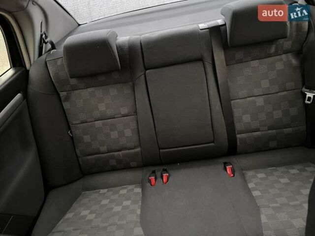 Черный Опель Вектра, объемом двигателя 2.2 л и пробегом 414 тыс. км за 4300 $, фото 3 на Automoto.ua