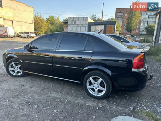 Черный Опель Вектра, объемом двигателя 1.8 л и пробегом 231 тыс. км за 5600 $, фото 18 на Automoto.ua