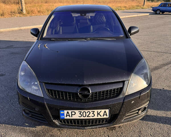 Черный Опель Вектра, объемом двигателя 2.2 л и пробегом 440 тыс. км за 5000 $, фото 3 на Automoto.ua