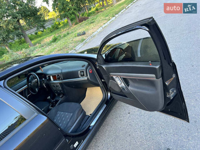 Черный Опель Вектра, объемом двигателя 1.9 л и пробегом 220 тыс. км за 5100 $, фото 9 на Automoto.ua