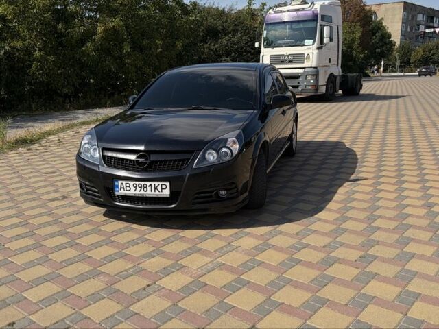Черный Опель Вектра, объемом двигателя 2.2 л и пробегом 283 тыс. км за 4508 $, фото 1 на Automoto.ua