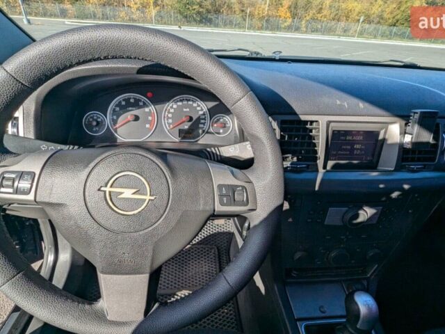 Черный Опель Вектра, объемом двигателя 2.2 л и пробегом 225 тыс. км за 5800 $, фото 19 на Automoto.ua