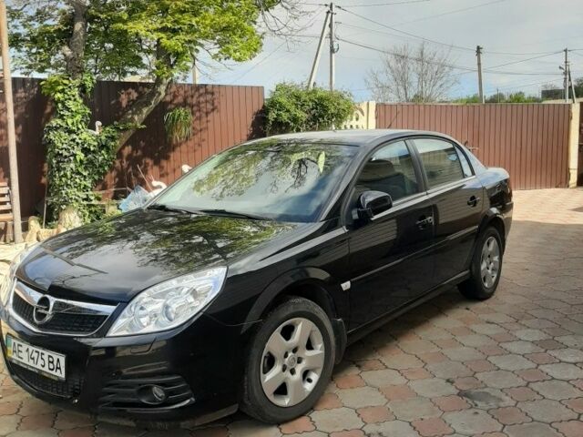 Черный Опель Вектра, объемом двигателя 2.2 л и пробегом 30 тыс. км за 10500 $, фото 1 на Automoto.ua