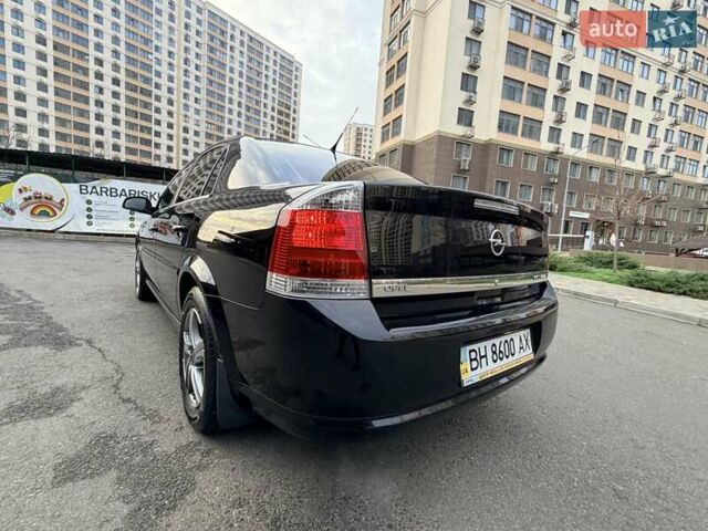 Чорний Опель Вектра, об'ємом двигуна 2.2 л та пробігом 89 тис. км за 8300 $, фото 1 на Automoto.ua