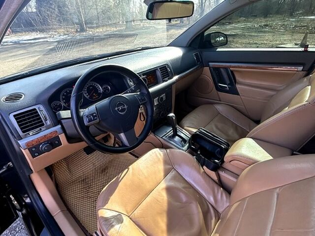 Опель Вектра 2006 у Кривому Розі на Automoto.ua Чорний Опель Вектра, об'ємом двигуна 2.2 л та пробігом 179 тис. км за 5700 $, фото 4 на Automoto.ua