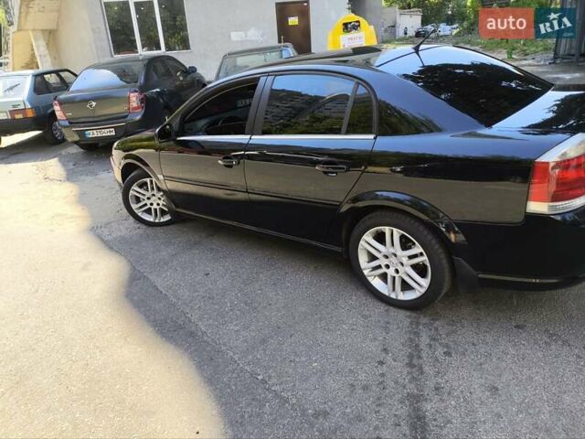 Черный Опель Вектра, объемом двигателя 2.2 л и пробегом 238 тыс. км за 6100 $, фото 1 на Automoto.ua