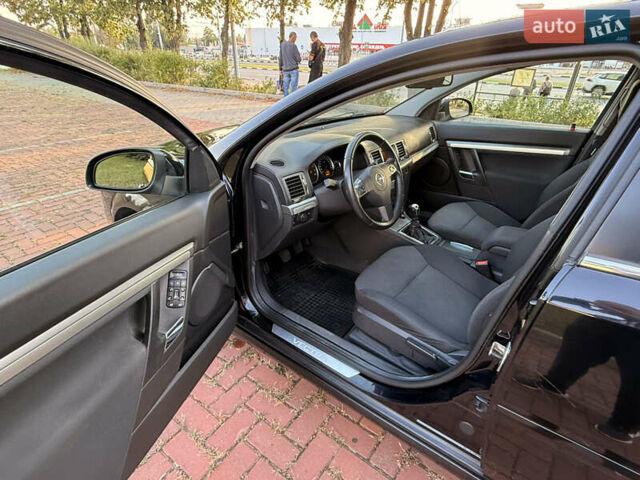 Чорний Опель Вектра, об'ємом двигуна 2.2 л та пробігом 148 тис. км за 5300 $, фото 22 на Automoto.ua