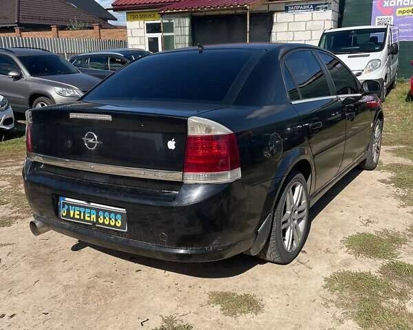 Черный Опель Вектра, объемом двигателя 2.2 л и пробегом 360 тыс. км за 4700 $, фото 1 на Automoto.ua