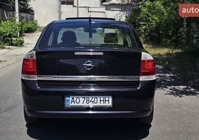 Чорний Опель Вектра, об'ємом двигуна 1.6 л та пробігом 215 тис. км за 3900 $, фото 6 на Automoto.ua
