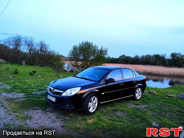 Черный Опель Вектра, объемом двигателя 2.2 л и пробегом 307 тыс. км за 6000 $, фото 1 на Automoto.ua