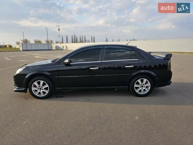Черный Опель Вектра, объемом двигателя 2.2 л и пробегом 300 тыс. км за 7500 $, фото 2 на Automoto.ua