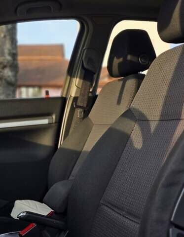 Чорний Опель Вектра, об'ємом двигуна 1.6 л та пробігом 215 тис. км за 3900 $, фото 13 на Automoto.ua