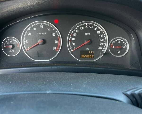 Черный Опель Вектра, объемом двигателя 2.2 л и пробегом 360 тыс. км за 4700 $, фото 5 на Automoto.ua