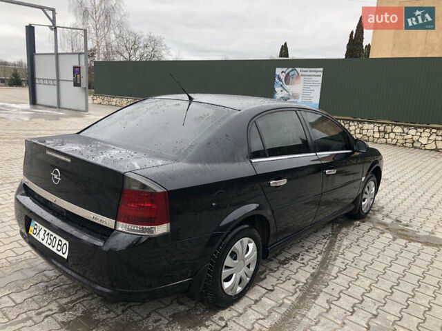 Черный Опель Вектра, объемом двигателя 1.8 л и пробегом 206 тыс. км за 5700 $, фото 5 на Automoto.ua