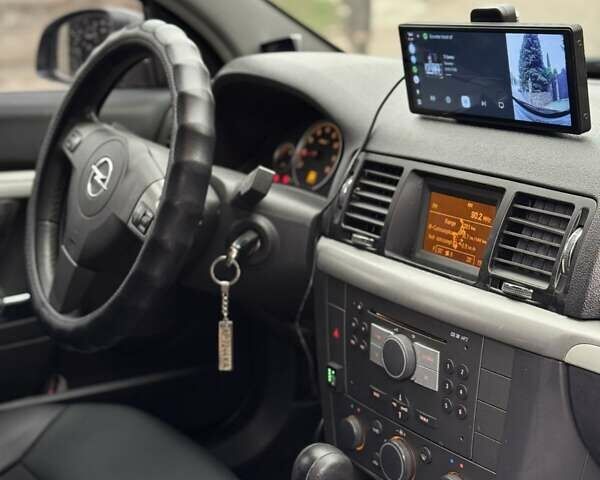 Опель Вектра 2007 у Запоріжжя на Automoto.ua Чорний Опель Вектра, об'ємом двигуна 2.2 л та пробігом 252 тис. км за 5900 $, фото 9 на Automoto.ua