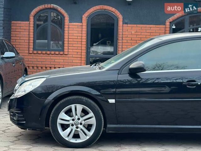 Чорний Опель Вектра, об'ємом двигуна 2.2 л та пробігом 308 тис. км за 5699 $, фото 1 на Automoto.ua