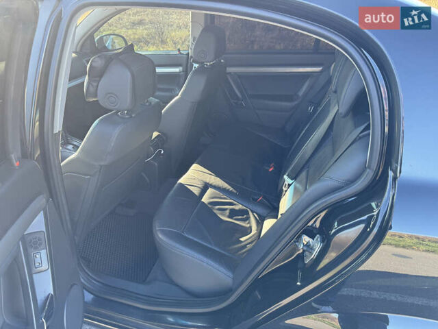 Черный Опель Вектра, объемом двигателя 2.2 л и пробегом 268 тыс. км за 6500 $, фото 3 на Automoto.ua