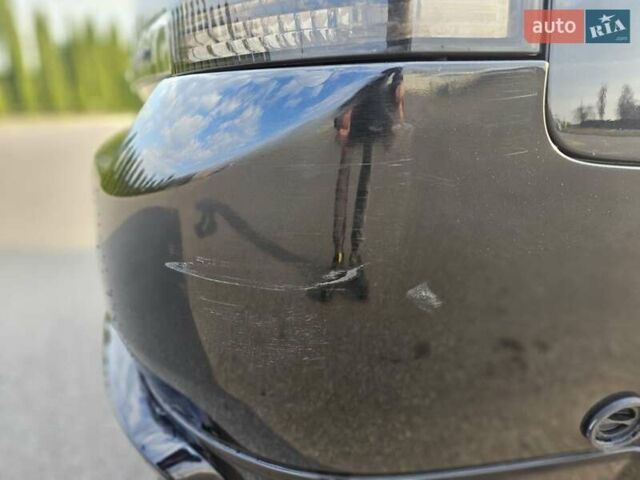 Черный Опель Вектра, объемом двигателя 2.2 л и пробегом 300 тыс. км за 7500 $, фото 16 на Automoto.ua