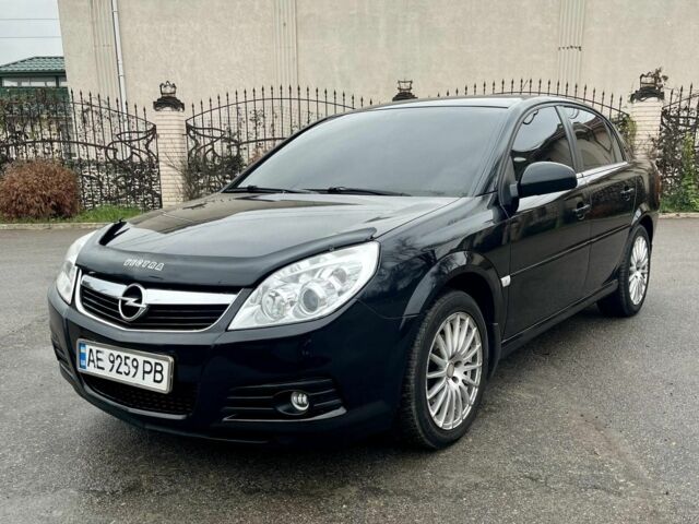 Чорний Опель Вектра, об'ємом двигуна 2.2 л та пробігом 185 тис. км за 5400 $, фото 2 на Automoto.ua