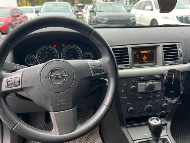 Чорний Опель Вектра, об'ємом двигуна 1.8 л та пробігом 263 тис. км за 6700 $, фото 9 на Automoto.ua