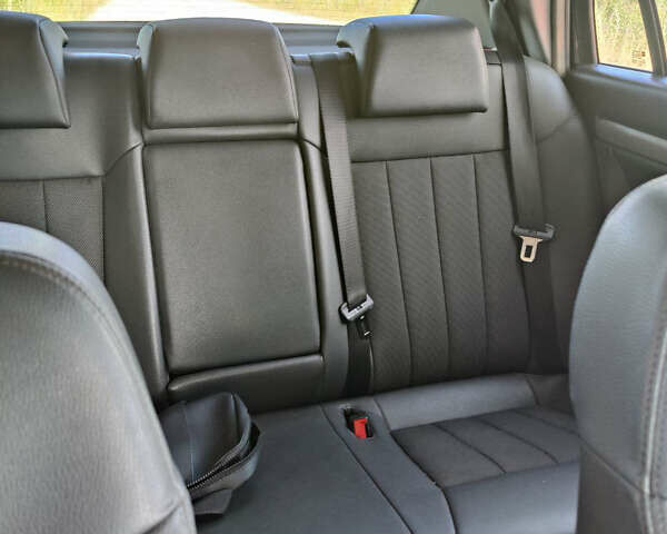 Черный Опель Вектра, объемом двигателя 2.2 л и пробегом 210 тыс. км за 4500 $, фото 10 на Automoto.ua