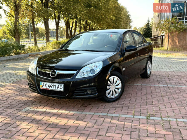 Черный Опель Вектра, объемом двигателя 2.2 л и пробегом 148 тыс. км за 5300 $, фото 1 на Automoto.ua