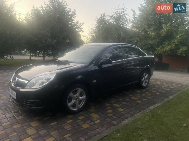 Черный Опель Вектра, объемом двигателя 1.8 л и пробегом 200 тыс. км за 4900 $, фото 4 на Automoto.ua