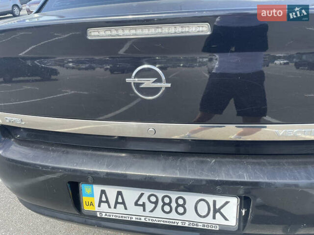 Черный Опель Вектра, объемом двигателя 2.2 л и пробегом 340 тыс. км за 3699 $, фото 8 на Automoto.ua