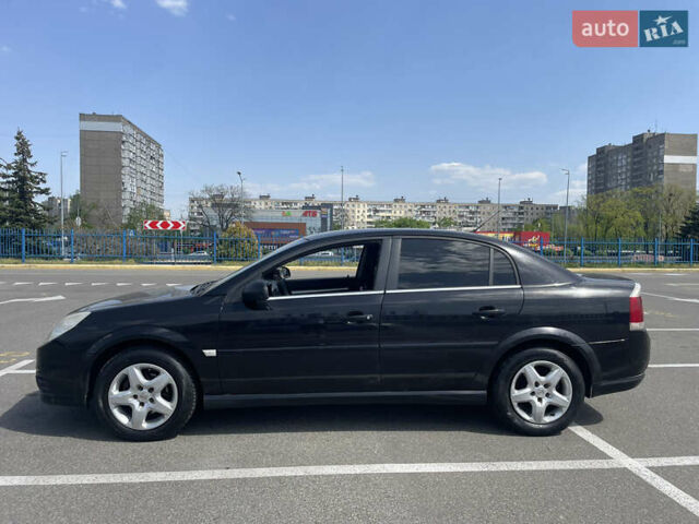 Черный Опель Вектра, объемом двигателя 2.2 л и пробегом 340 тыс. км за 3699 $, фото 2 на Automoto.ua