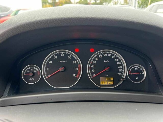 Чорний Опель Вектра, об'ємом двигуна 1.8 л та пробігом 263 тис. км за 6700 $, фото 10 на Automoto.ua